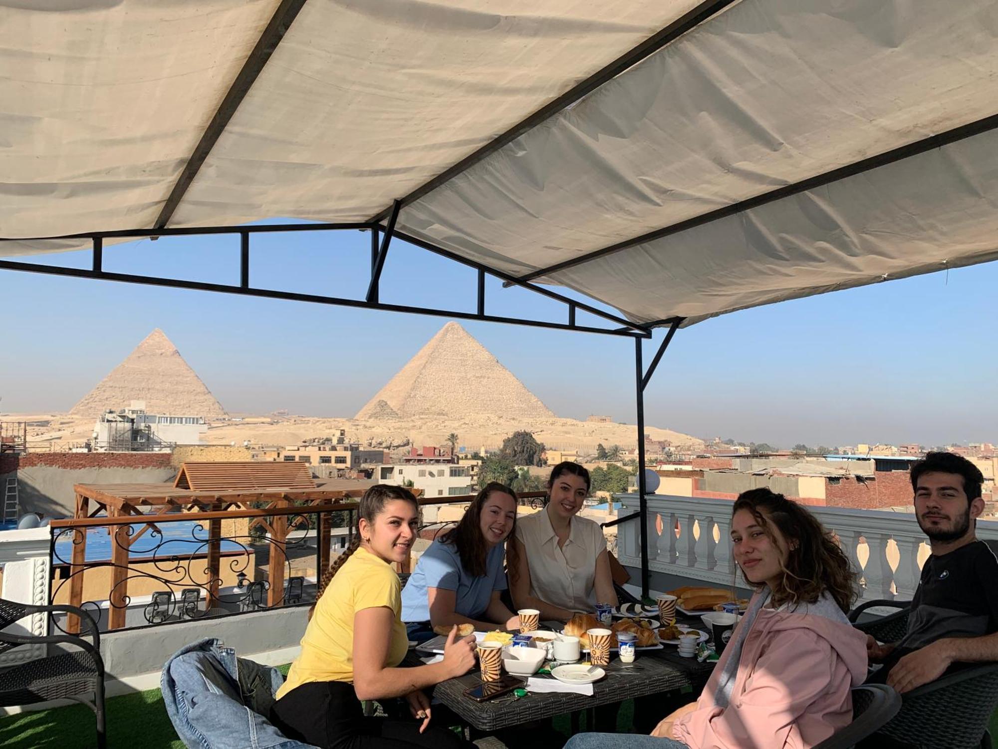 Kafret el-Gabal Pyramids Gate Hotel מראה חיצוני תמונה